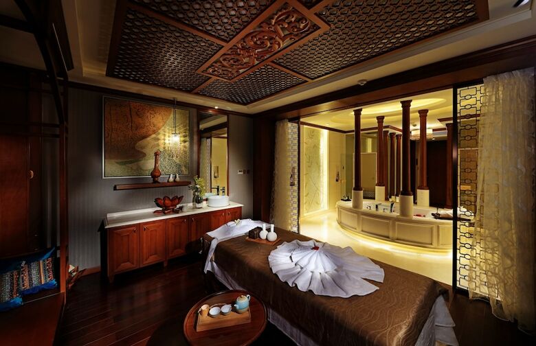 Hotel Hualuxe Kunming
