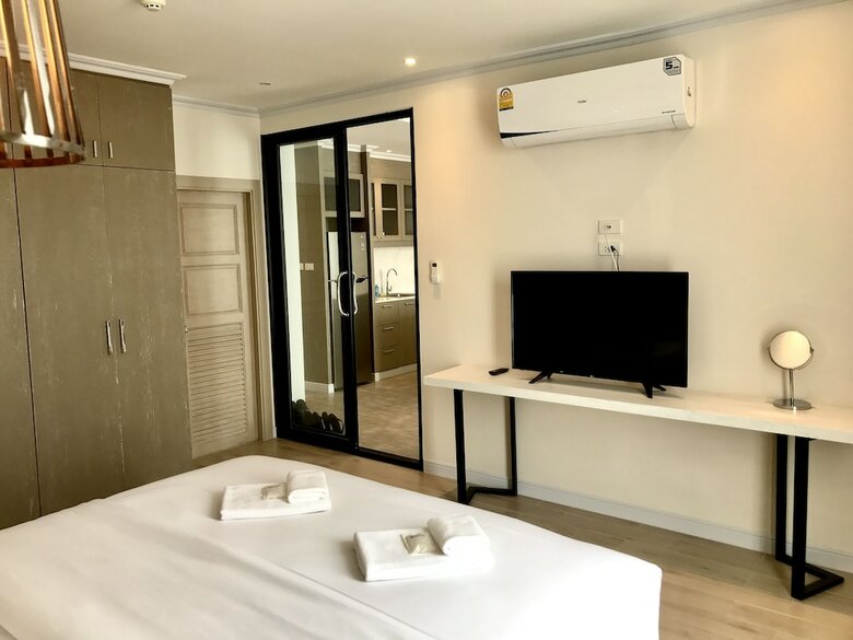 Hataara Hotel