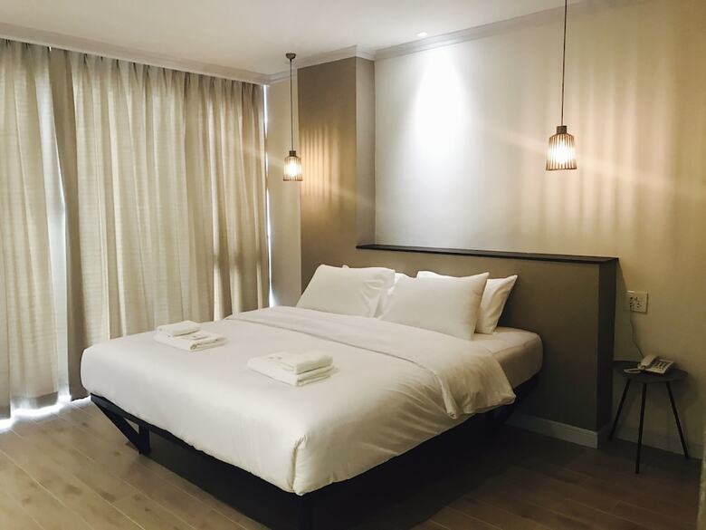 Hataara Hotel
