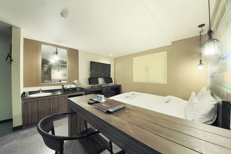 Hotel Tomgi Jamsil