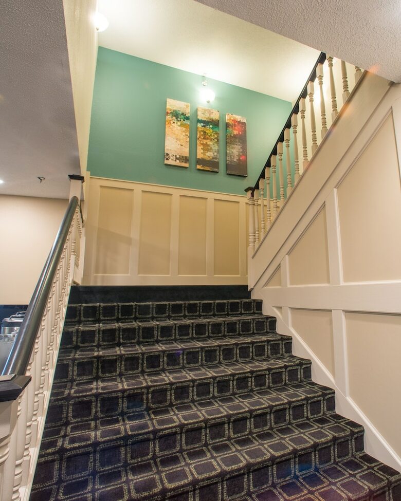 Hotel Northfield Inn, Suites & Conference Center