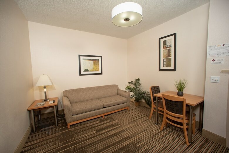 Hotel Northfield Inn, Suites & Conference Center
