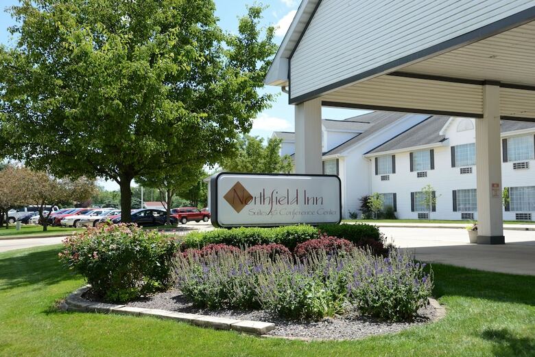 Hotel Northfield Inn, Suites & Conference Center