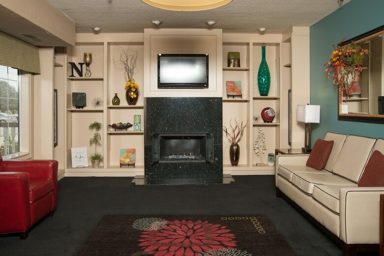 Hotel Northfield Inn, Suites & Conference Center