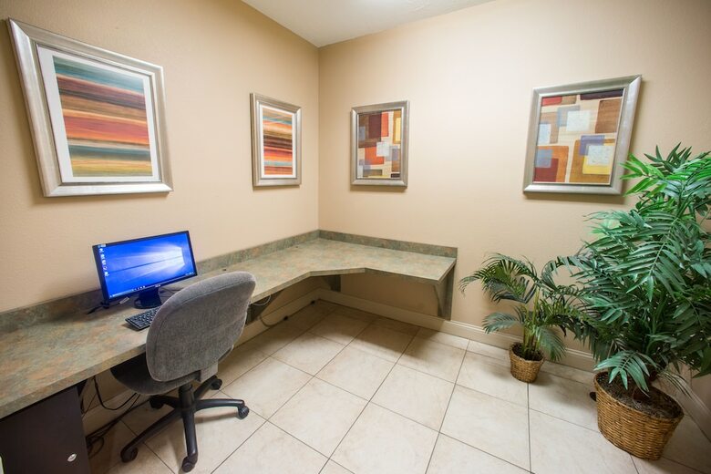 Hotel Northfield Inn, Suites & Conference Center