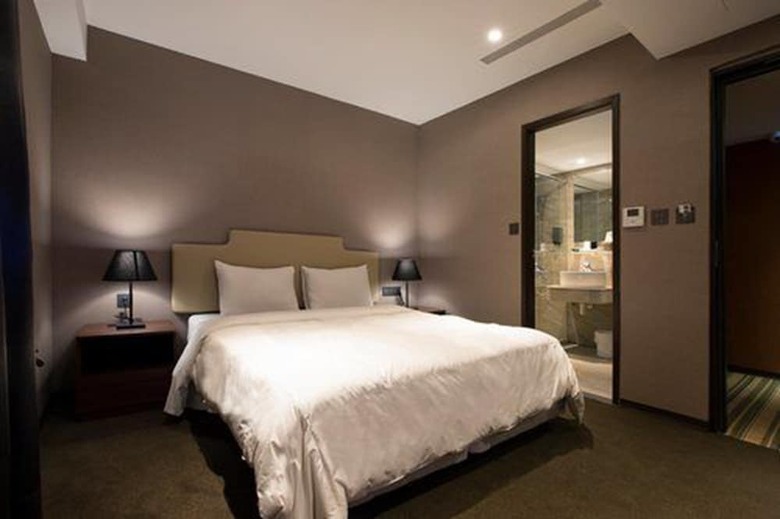 Noble Hotel