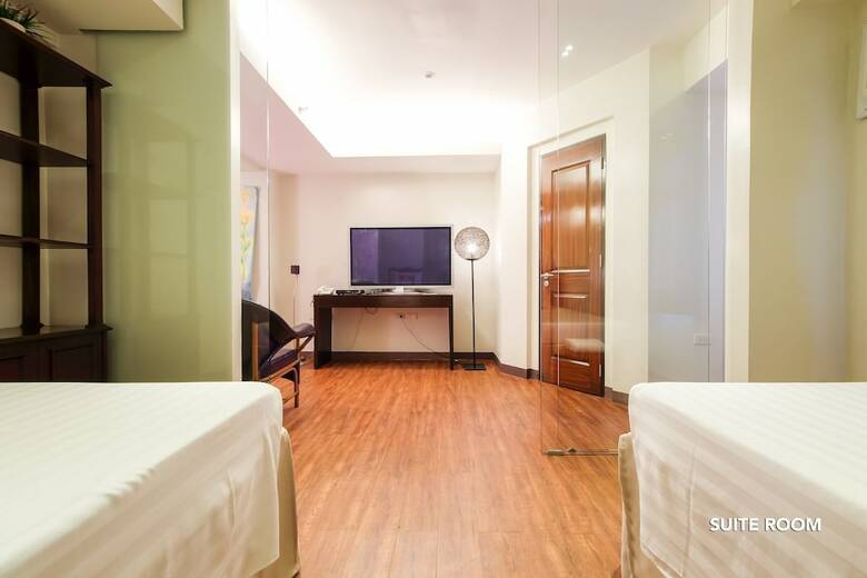Myspace Hotel @bgc
