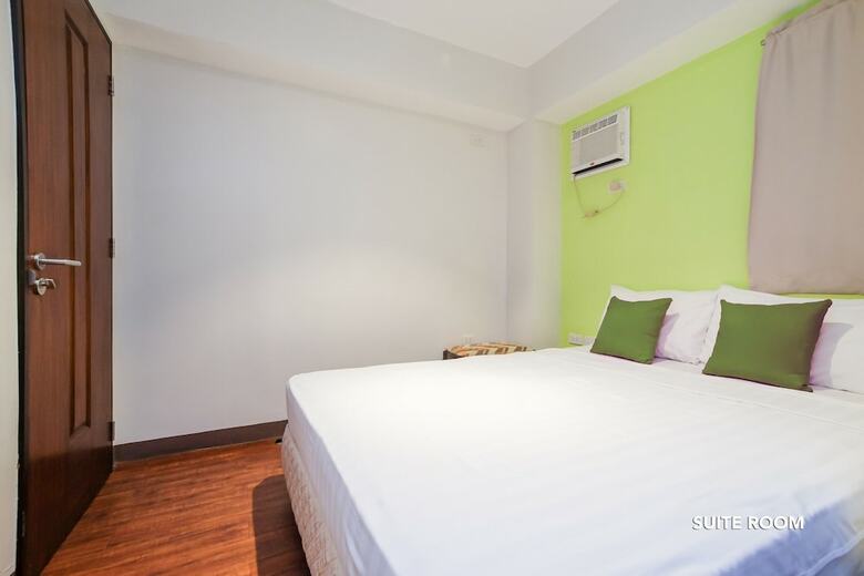 Myspace Hotel @bgc