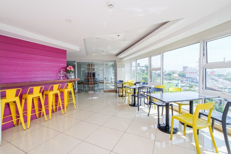 Myspace Hotel @bgc