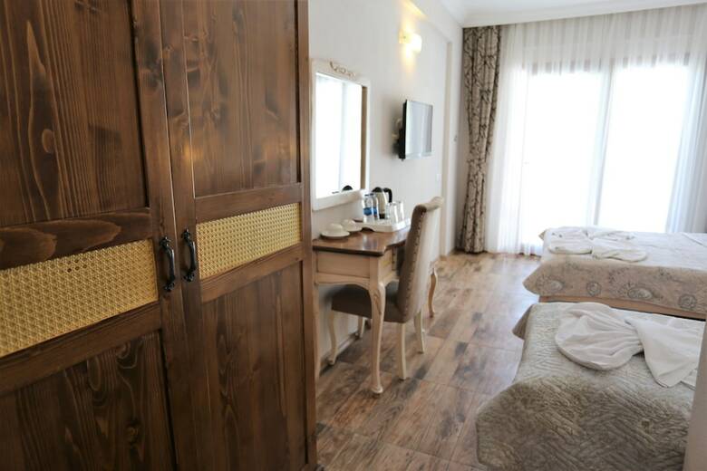 Cennet Life Hotel