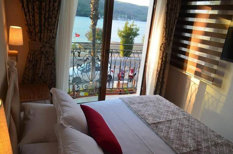 Cennet Life Hotel