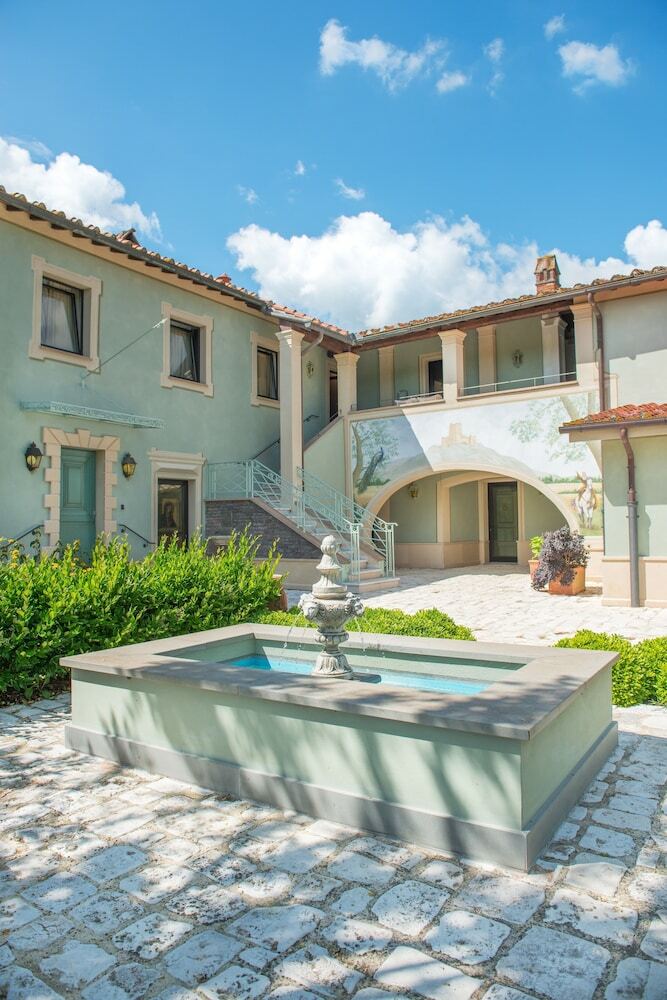 Agroturismo Relais Sassa Al Sole