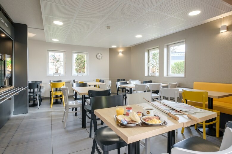 B&B Hotel Calais Centre St Pierre