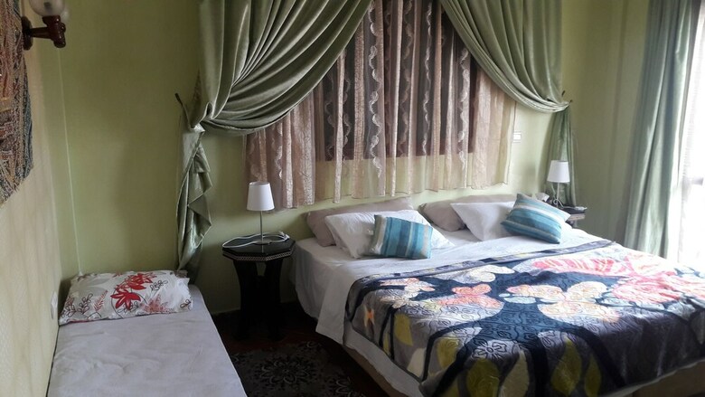 Hotel Tamri House