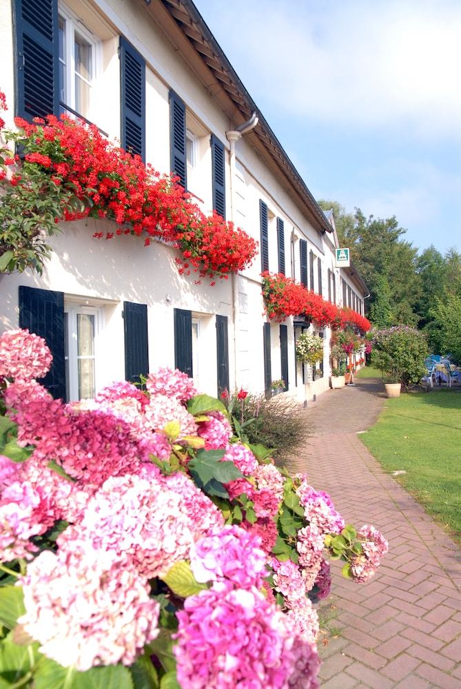 Hotel Hostellerie Du Pavillon Saint-hubert