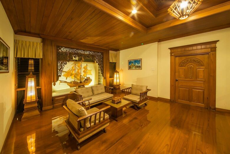 Lpc Holiday Villa