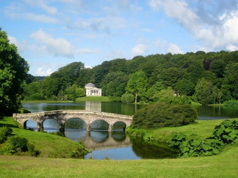 Stourhead Gardens Bed & Breakfast