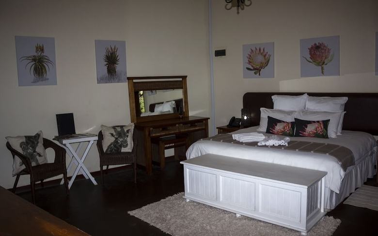 Posada Rain Farm Game Lodge