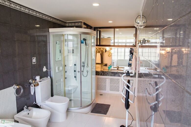 Hostal Help Yourself Hostels Carcavelos Coast
