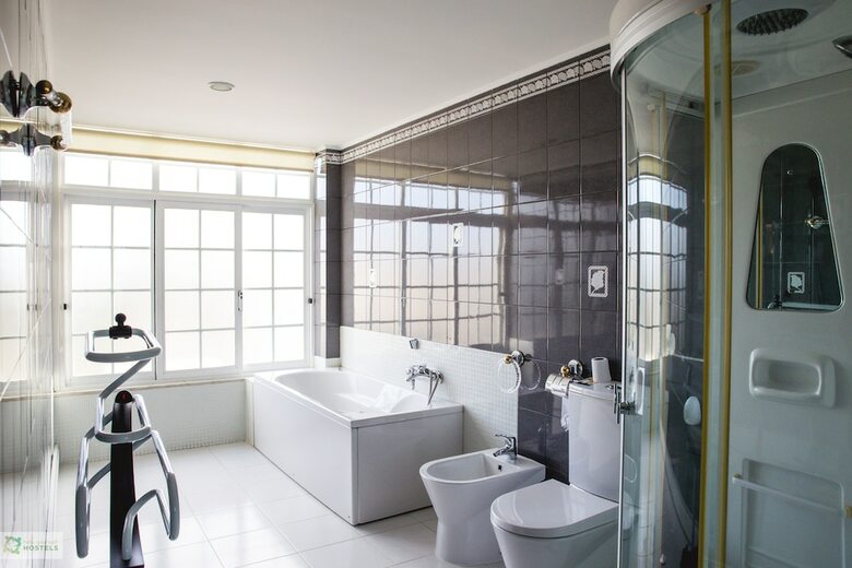 Hostal Help Yourself Hostels Carcavelos Coast