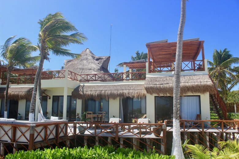 Villa Playaakun Eco-lux Private Beach Retreat