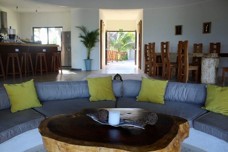 Villa Playaakun Eco-lux Private Beach Retreat