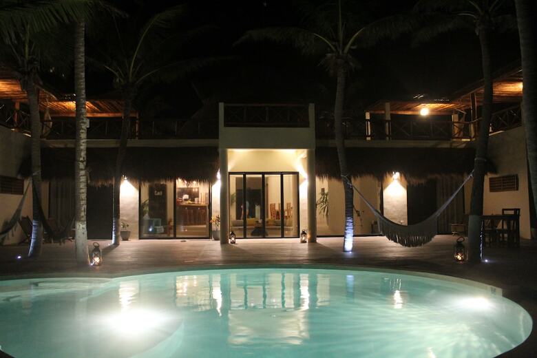Villa Playaakun Eco-lux Private Beach Retreat