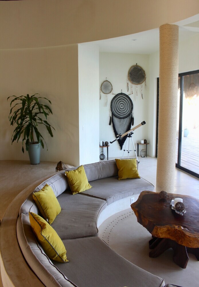 Villa Playaakun Eco-lux Private Beach Retreat