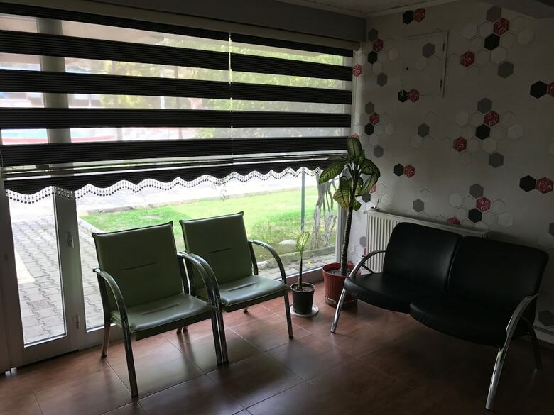 Kisikpet Hotel