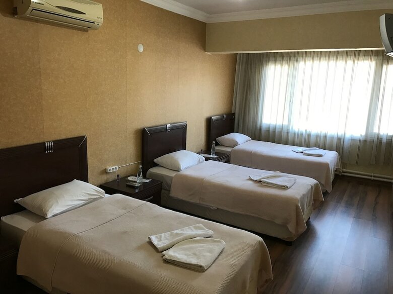 Kisikpet Hotel