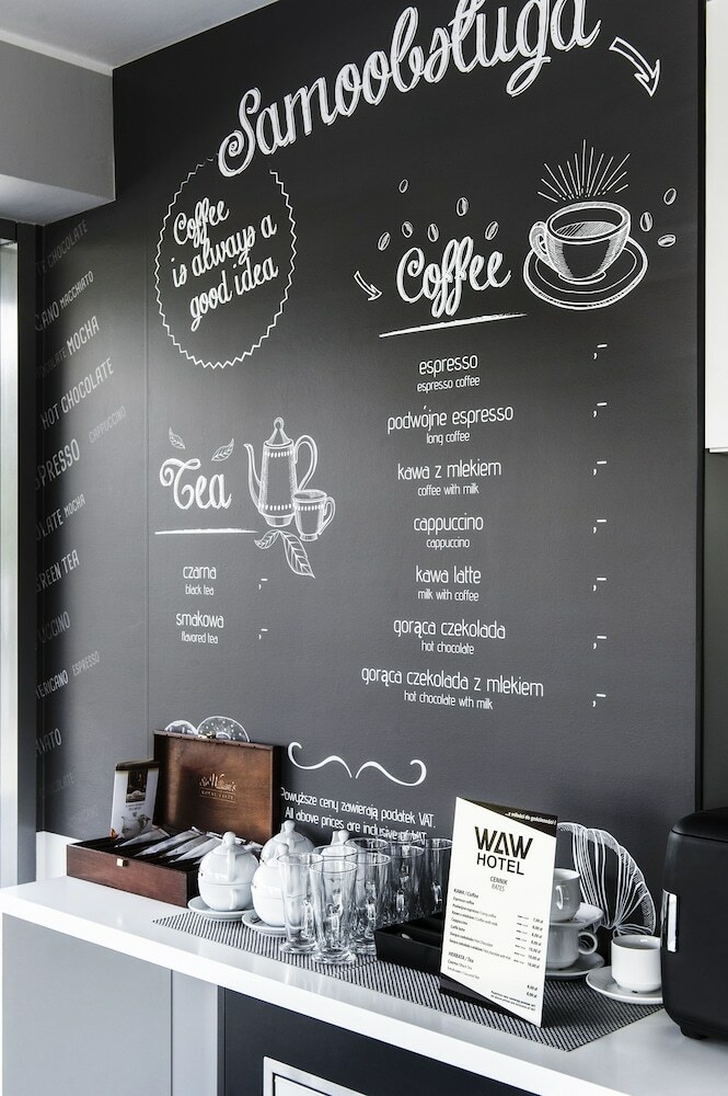 Waw Hotel Airport Ok?cie