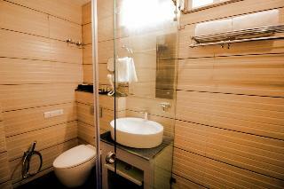 Pinnacle By 1589 Hotels