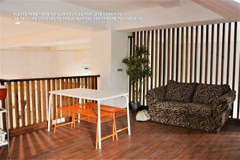 Hotel Zen Rooms Puri Indah Syariah