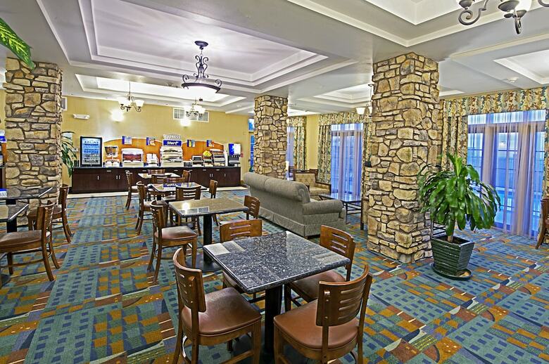 Holiday Inn Express Hotel & Suites Tucson