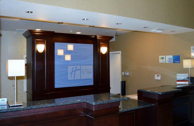 Holiday Inn Express Hotel & Suites Tucson
