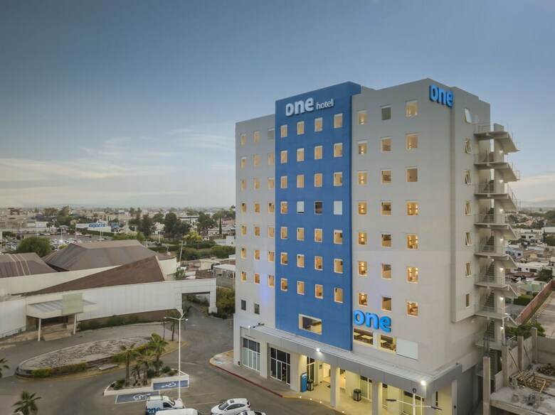 Hotel One Leon Antares