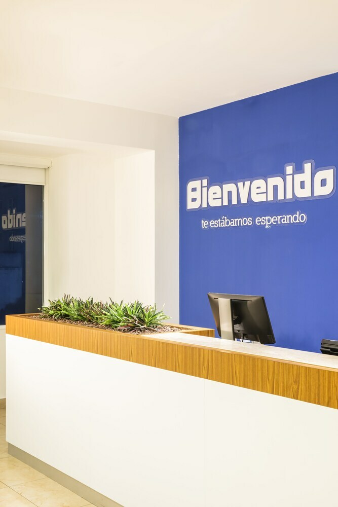 Hotel One Leon Antares