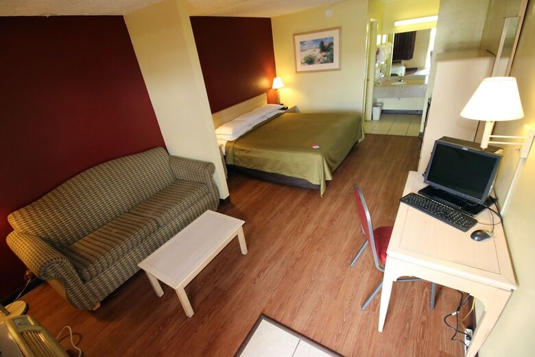 Motel Econo Lodge Inn & Suites Maingate Central