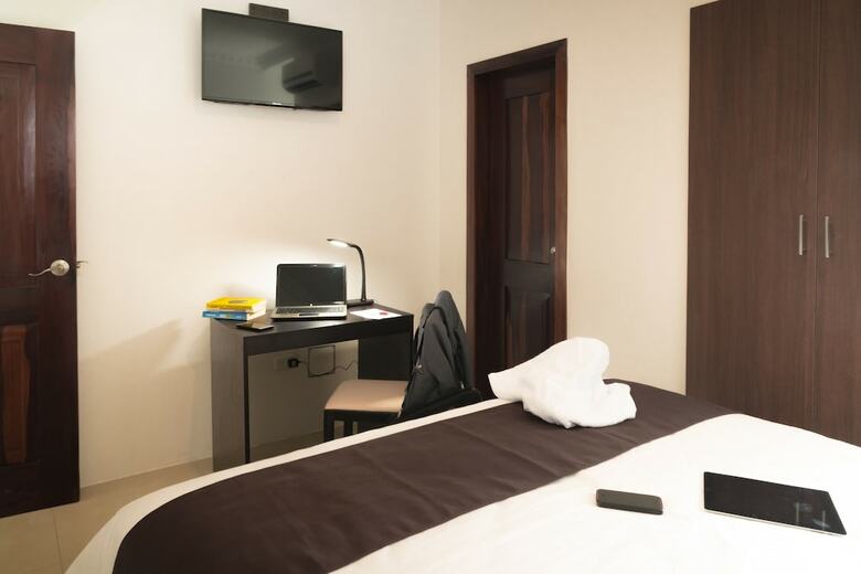 Hotel La R�a Playas