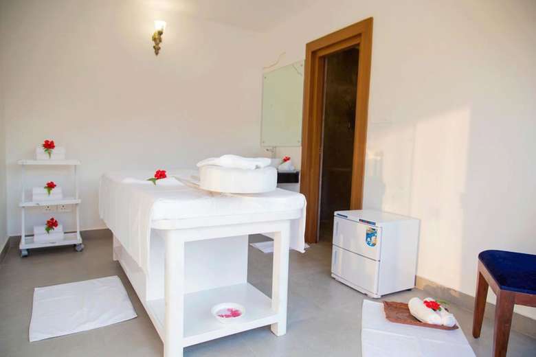 Hotel Cg Retreat - The Golf & Wellness