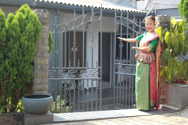 Bed & Breakfast E-stay Hanthana Kandy