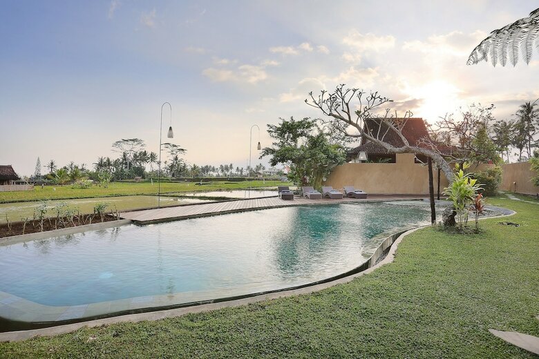 Hotel Kabinawa Ubud Villas And Cafe
