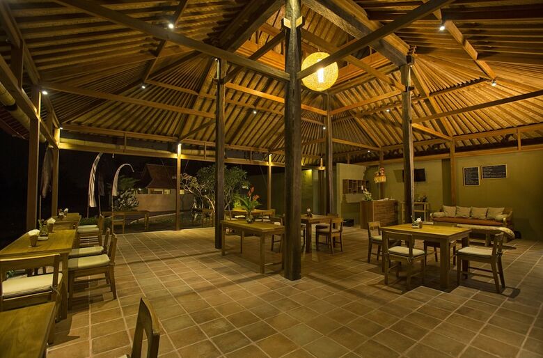 Hotel Kabinawa Ubud Villas And Cafe