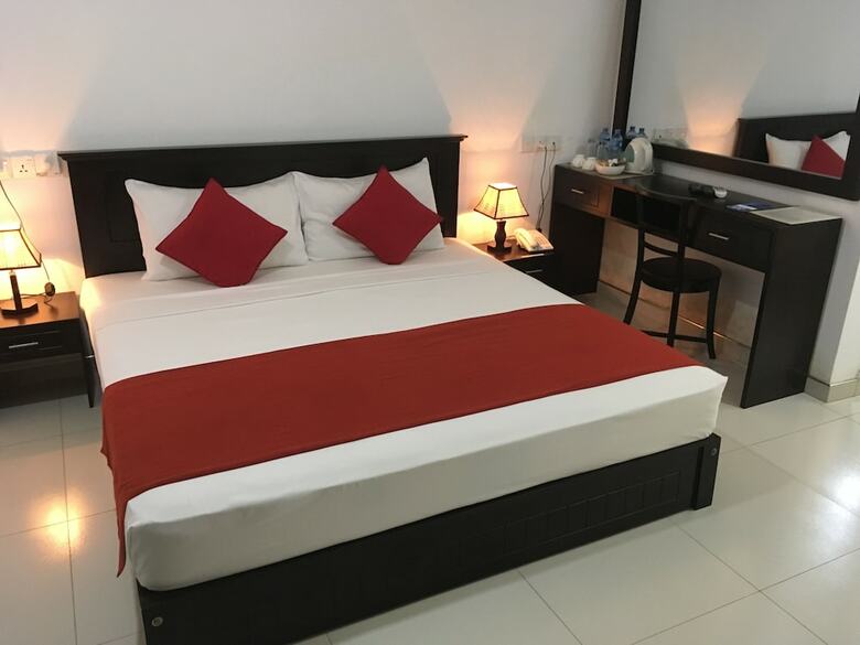 My City Hotel
