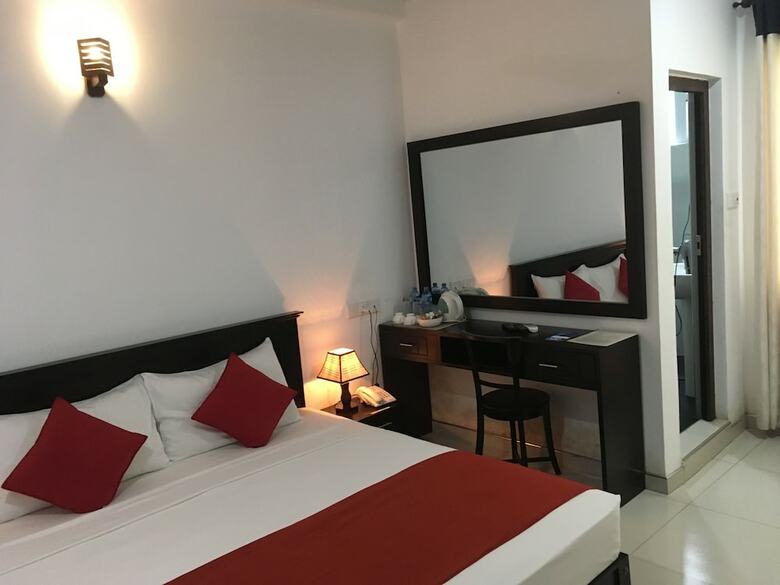 My City Hotel