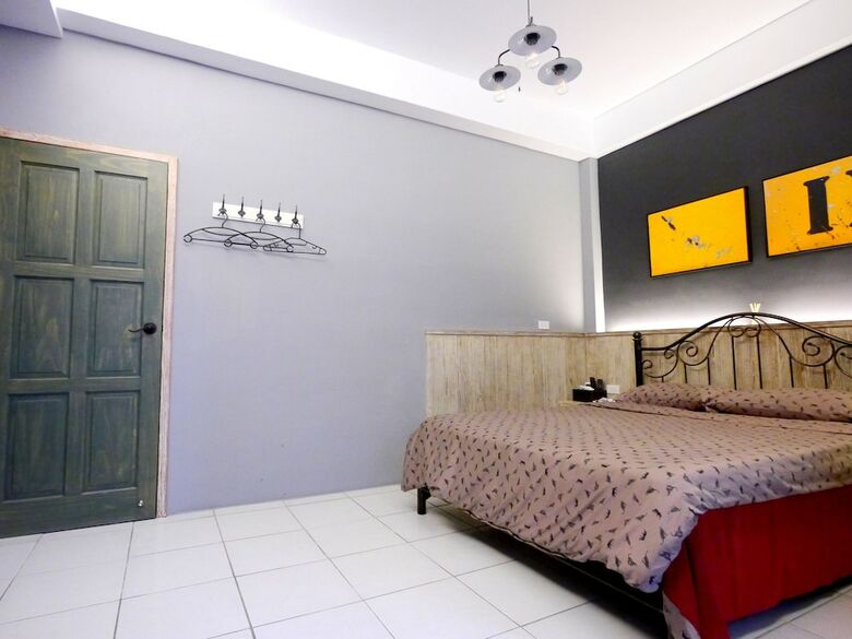 Bed & Breakfast Elysees House