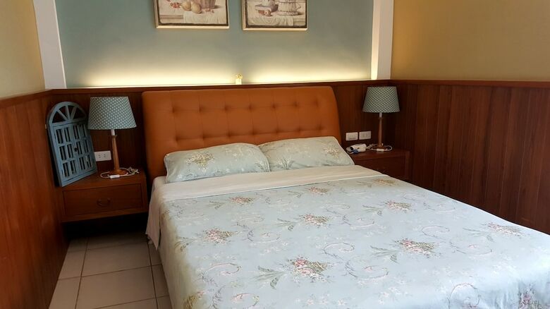 Bed & Breakfast Elysees House
