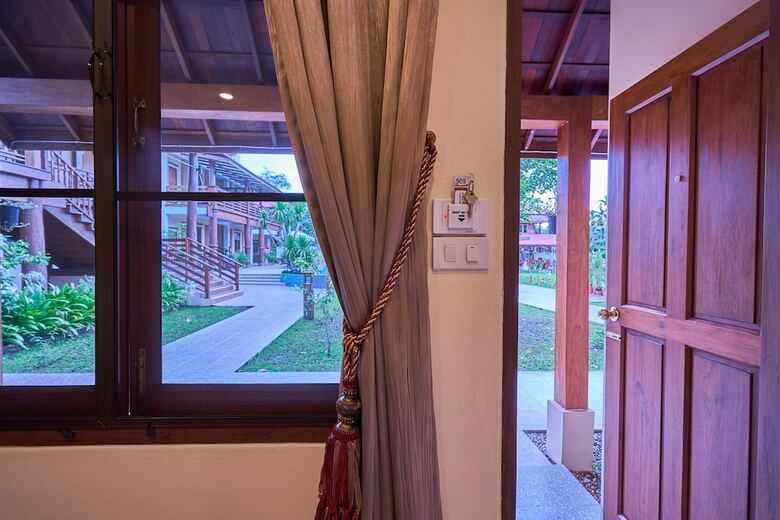 Hotel Hueankhamhom Resort