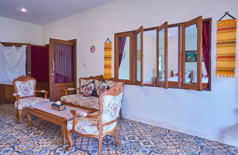 Hotel Hueankhamhom Resort