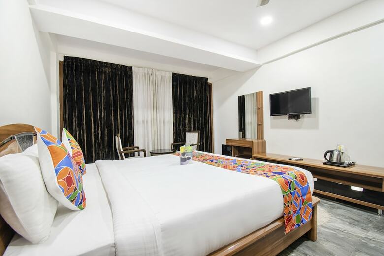 Fabhotel Oriental Suites Frazer Town